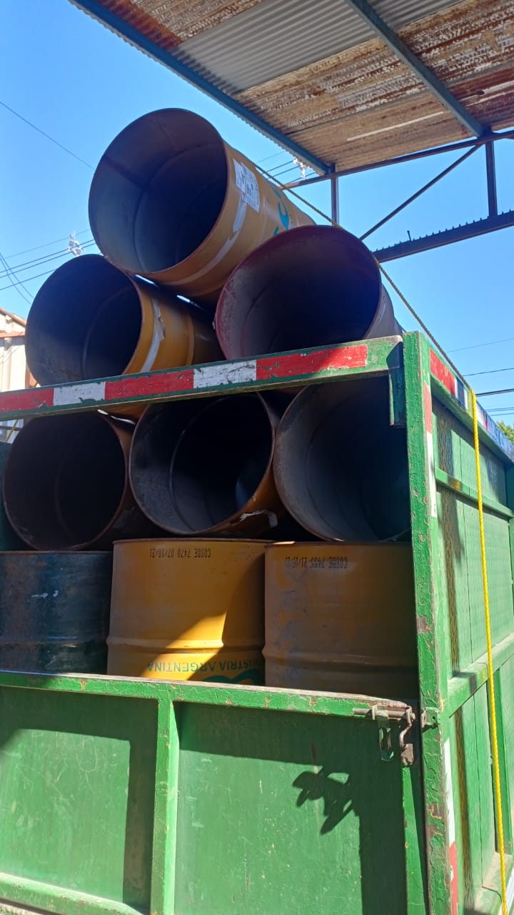 Procesamiento y acopio de tambores industriales