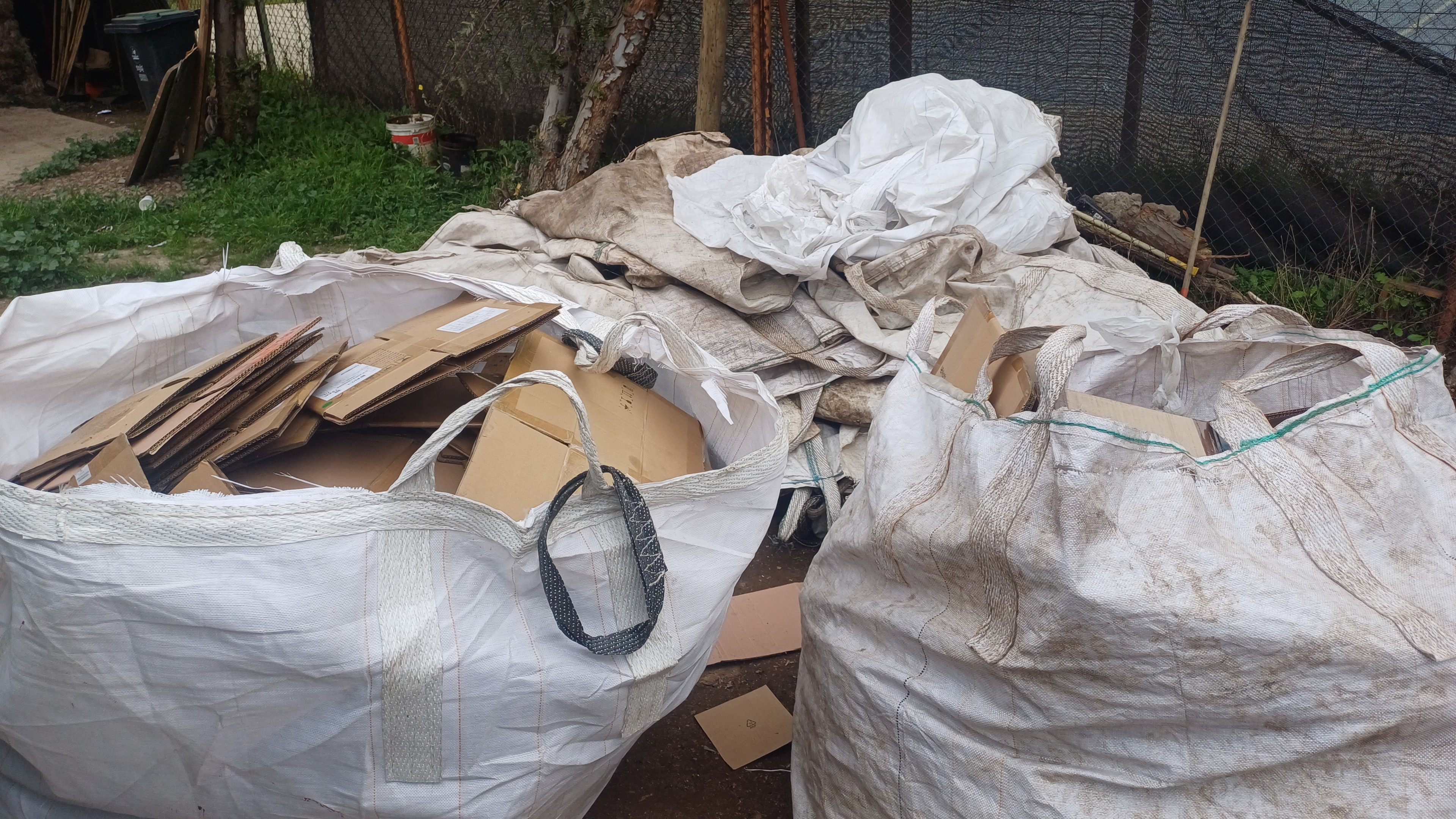 Logística en terreno con maxisacos de acopio